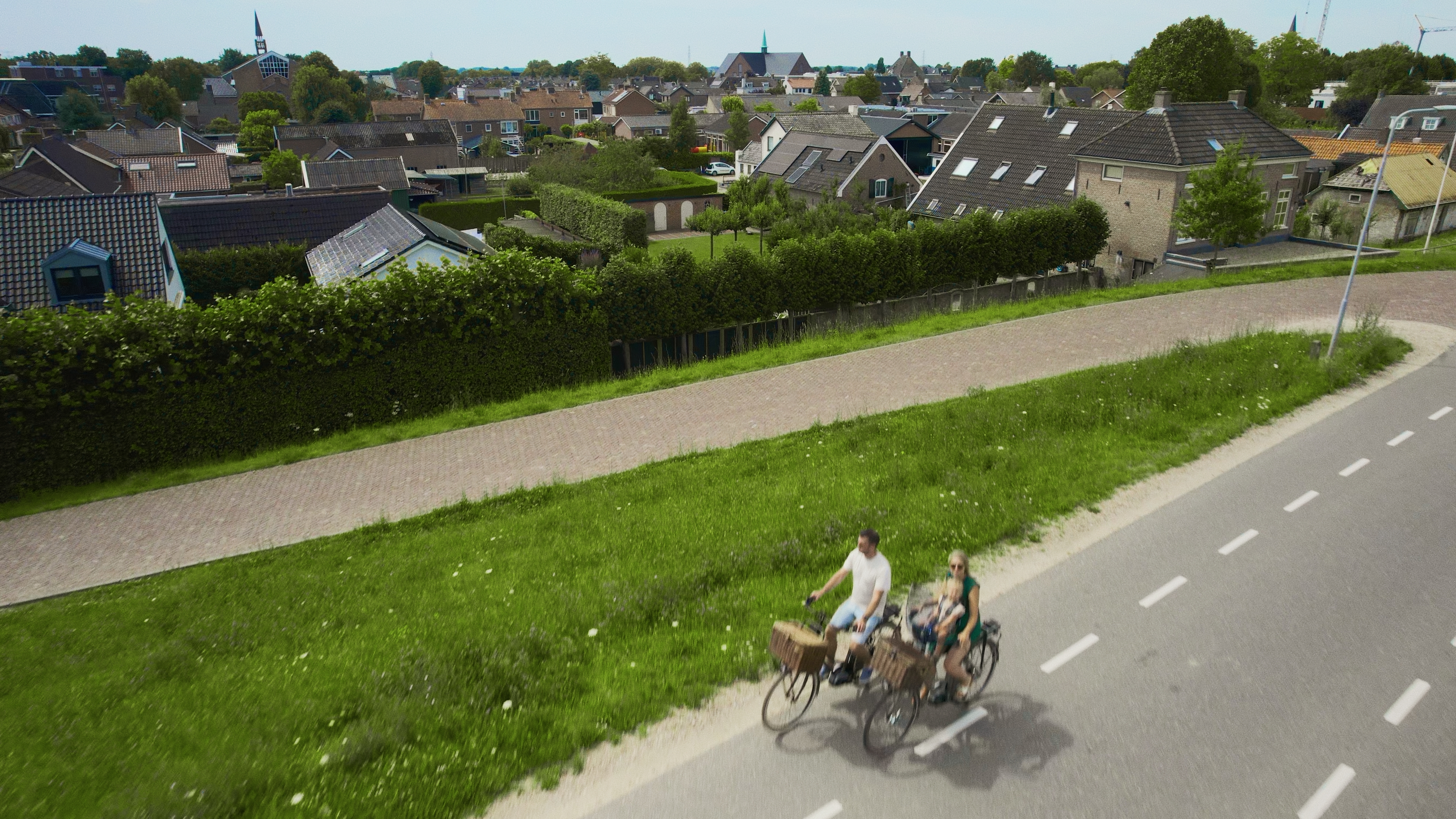 Twee fietsers in Neder-Betuwe